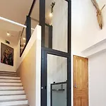 Mood - New & Special Apartmanhotel Bilbao