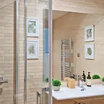 Mood - New & Special 公寓式酒店 4*