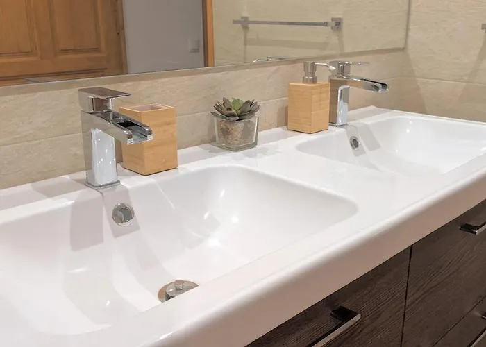 Mood - New & Special Aparthotel Bilbao