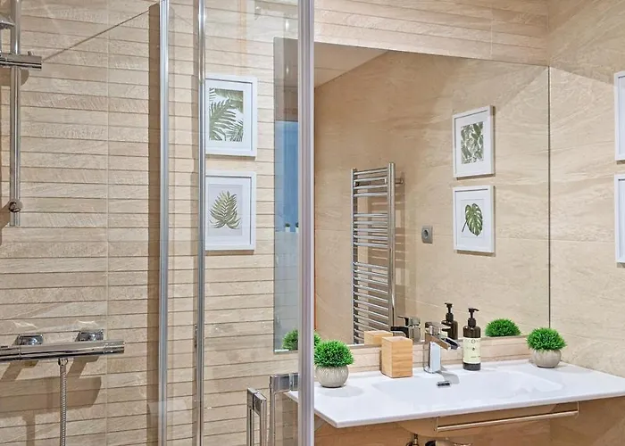 Mood - New & Special Aparthotel 4*